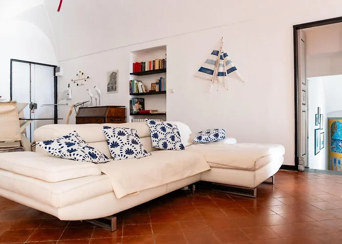 La Loggia Sul Mare By Interhome بيت للعطل