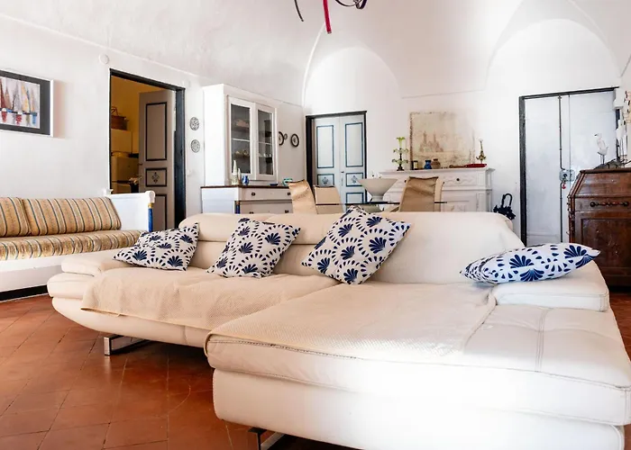 La Loggia Sul Mare By Interhome