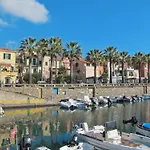 度假居 La Loggia Sul Mare By Interhome *