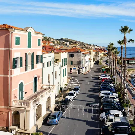 La Loggia Sul Mare By Interhome بيت للعطل *