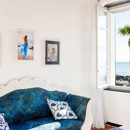 La Loggia Sul Mare By Interhome